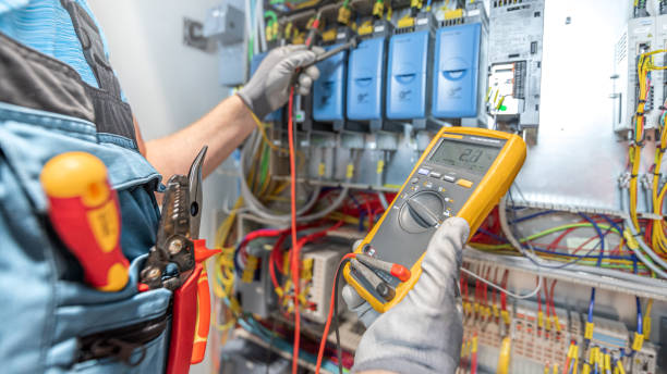 Best Emergency Electrician Near Me  in Hauppauge, NY